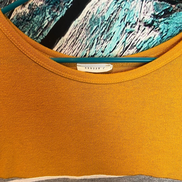 Modern marigold Reborn J Women’s size large top - Picture 4 of 4